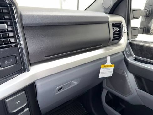 New 2026 Ford F350 XLT w/ XLT Premium Package AWD/4WD image 28
