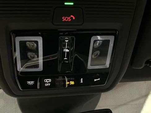 Used 2023 Volkswagen ID.4 Pro S Plus image 26