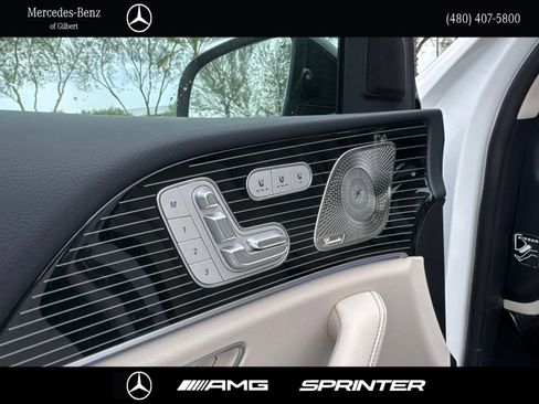 New 2026 Mercedes-Benz GLS 580 4MATIC image 14