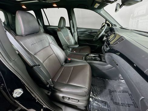 Used 2022 Honda Pilot Black Edition image 37