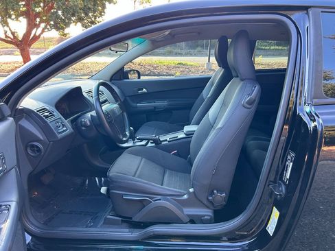 Used 2013 Volvo C30 T5 FWD image 25