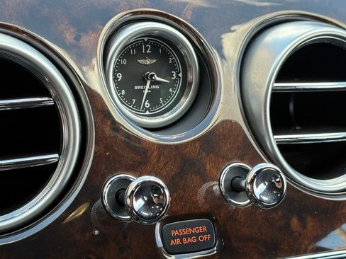 Used 2018 Bentley Flying Spur V8 AWD/4WD image 29