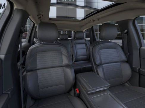New 2026 Lincoln Nautilus Reserve AWD/4WD image 10