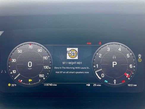 Certified 2024 Land Rover Defender 110 SE image 24