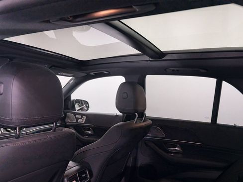 Certified 2025 Mercedes-Benz GLE 450 4MATIC image 24