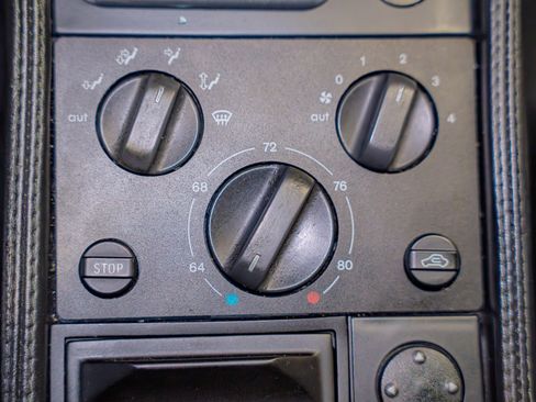 Used 1999 Ferrari F355 Spider image 40