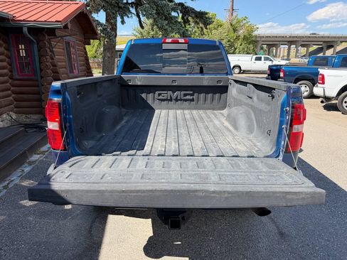 Used 2017 GMC Sierra 2500 SLT w/ All-Terrain HD Package AWD/4WD image 21