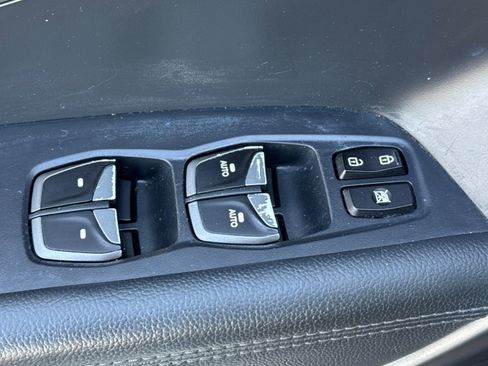 Used 2017 Hyundai Santa Fe Sport w/ 2.4L Tech Package 04 image 13