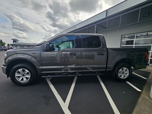 Used 2019 Ford F150 XLT w/ Trailer Tow Package AWD/4WD image 2