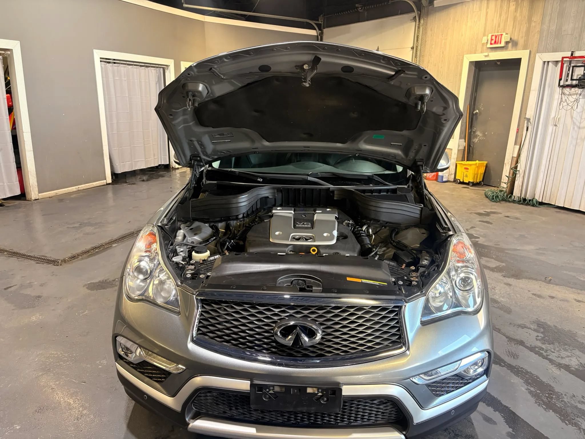 Used 2016 INFINITI QX50 AWD w/ Deluxe Touring Package image 27