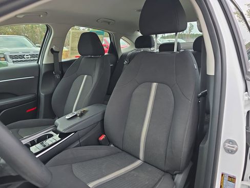 Used 2023 Hyundai Sonata SEL image 16