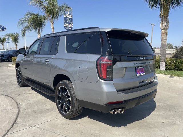 Certified 2026 Chevrolet Suburban RST RWD image 6