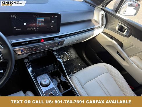Used 2025 Kia Sorento SX Prestige image 25