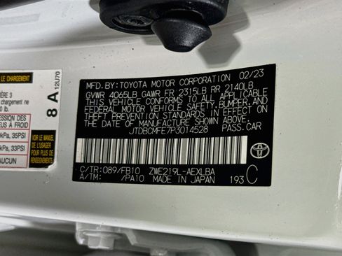 Used 2023 Toyota Corolla LE FWD image 40