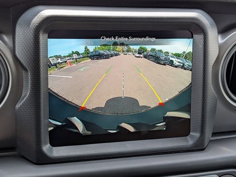 Used 2022 Jeep Wrangler Sport AWD/4WD image 27