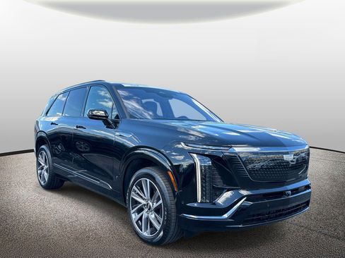 Certified 2026 Cadillac Vistiq Sport w/ LPO, Floor Liner Package AWD/4WD image 5