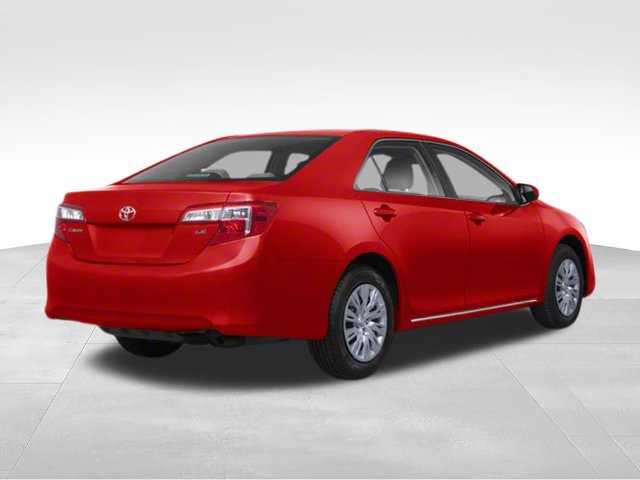Used 2012 Toyota Camry XLE FWD image 2