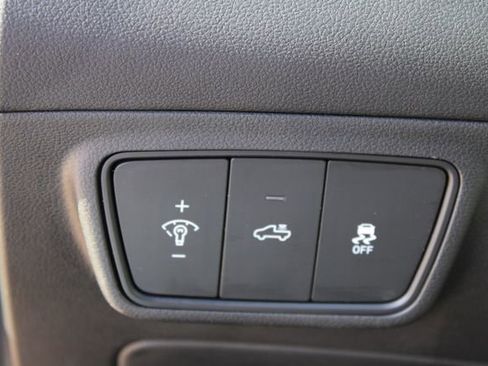 Used 2023 Hyundai Santa Cruz SEL Premium image 21