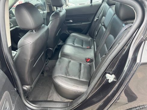 Used 2015 Chevrolet Cruze LT FWD image 2