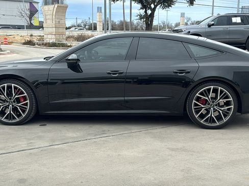 Used 2025 Audi S7 Prestige w/ Prestige Package image 4
