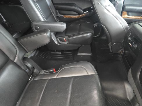 Used 2015 Chevrolet Suburban LTZ image 26