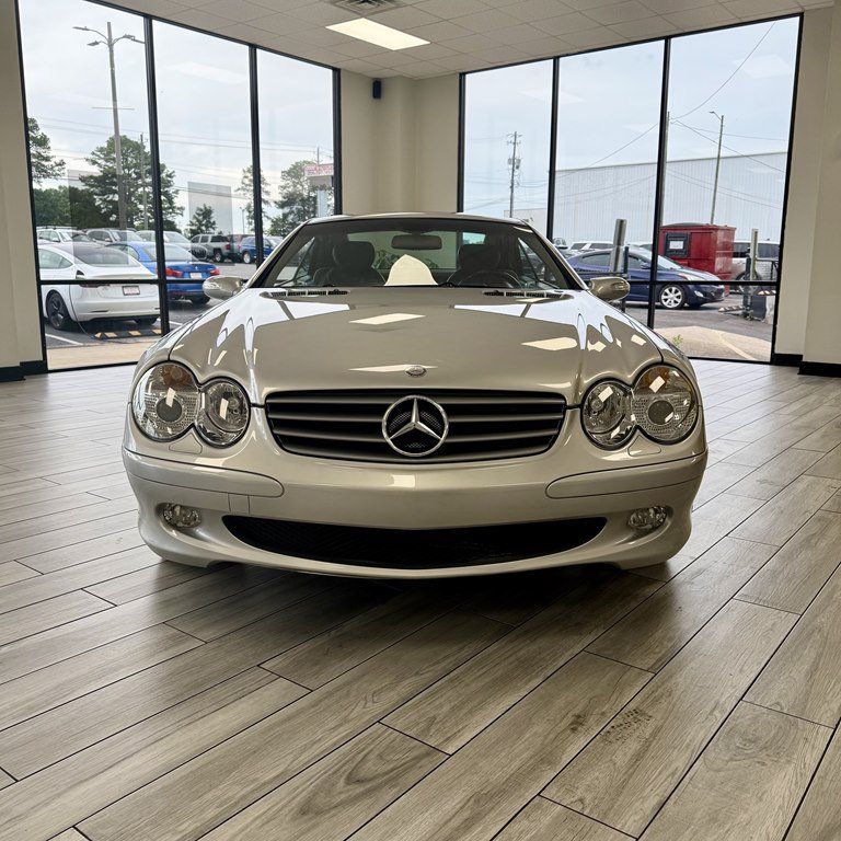 Used 2004 Mercedes-Benz SL 500 image 2
