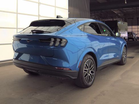 Used 2025 Ford Mustang Mach-E Premium AWD/4WD image 16
