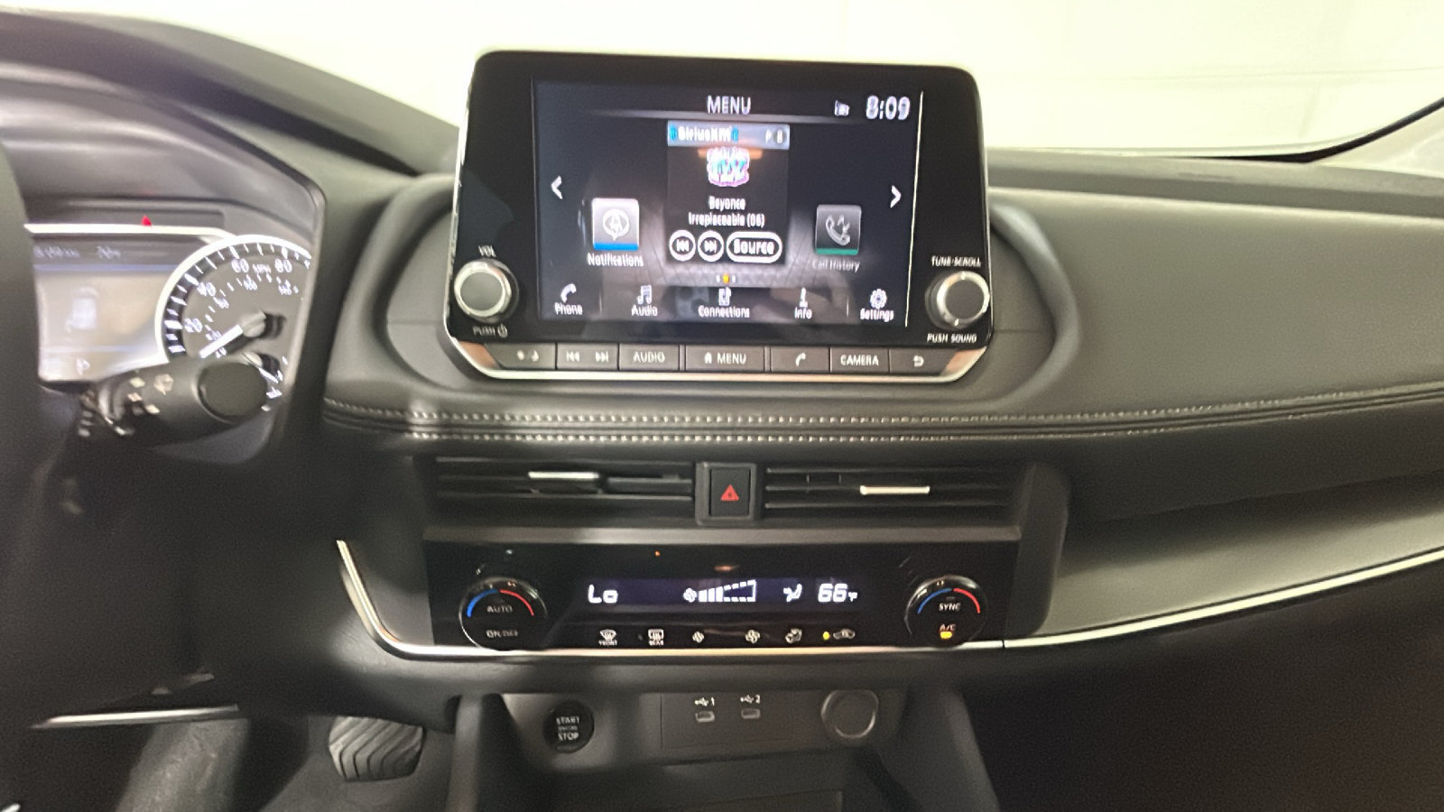 Certified 2026 Nissan Rogue SV AWD/4WD image 29