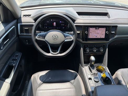 Used 2021 Volkswagen Atlas SEL Premium AWD/4WD image 24