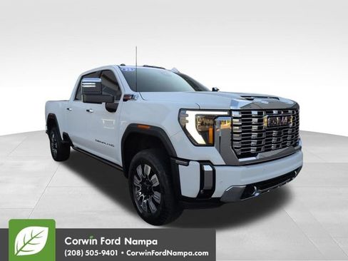 Used 2025 GMC Sierra 3500 Denali AWD/4WD image 1