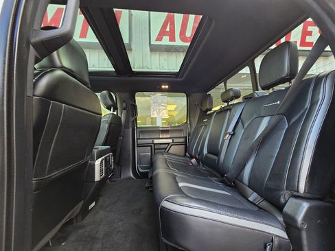 Used 2019 Ford F250 Platinum w/ Platinum Ultimate Package image 17