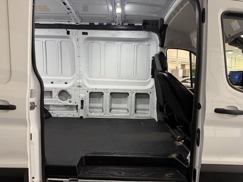 Used 2024 Ford Transit 250 148 Medium Roof w/ Load Area Protection Package RWD image 27