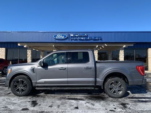 Used 2021 Ford F150 XLT w/ Equipment Group 302A High image 6