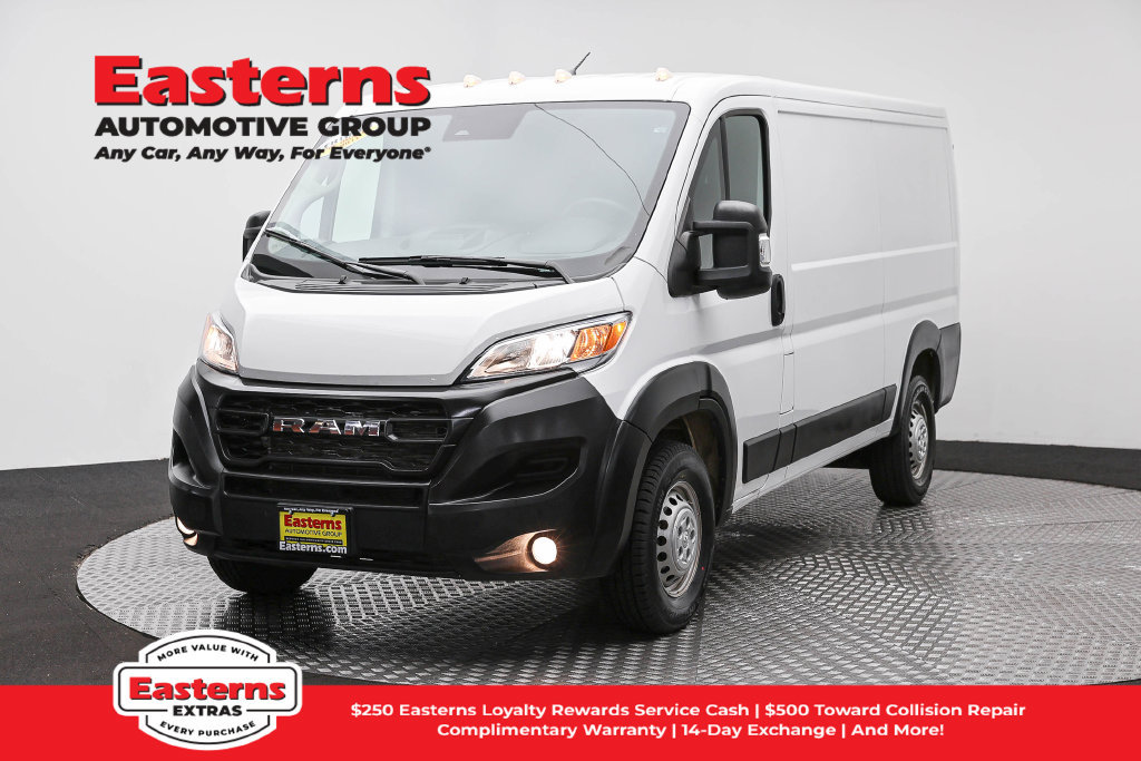 Used 2025 RAM ProMaster 2500 w/ Convenience Group FWD image 1