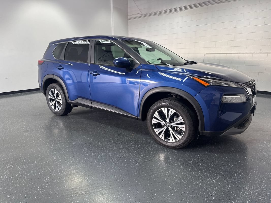 Used 2023 Nissan Rogue SV AWD/4WD image 2