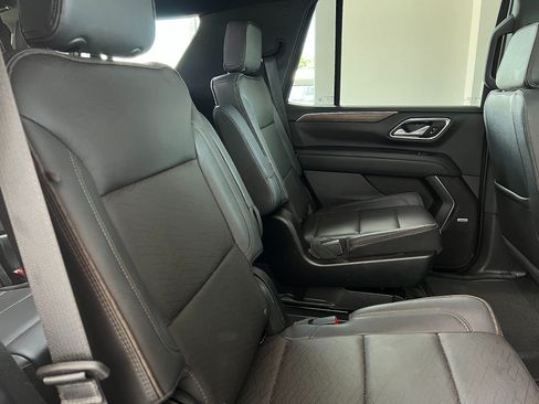 Used 2023 Chevrolet Tahoe High Country AWD/4WD image 26