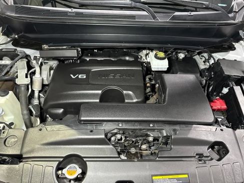 Used 2020 Nissan Pathfinder S FWD image 7