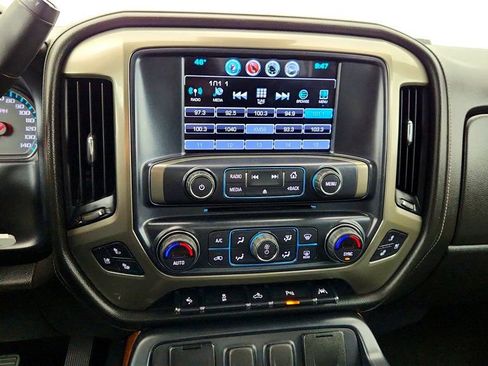 Used 2017 Chevrolet Silverado 1500 High Country image 21