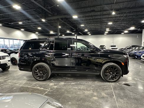 Used 2022 Cadillac Escalade Sport w/ Touring Package image 35