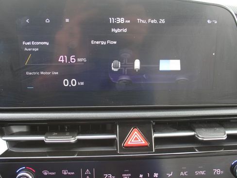 Certified 2024 Kia Niro EX image 47