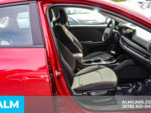 Used 2025 Kia K4 FWD image 18