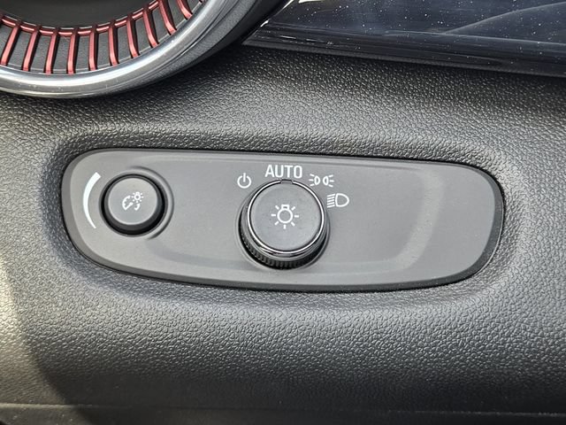 New 2026 Chevrolet Trax RS w/ Driver Confidence Package FWD image 17
