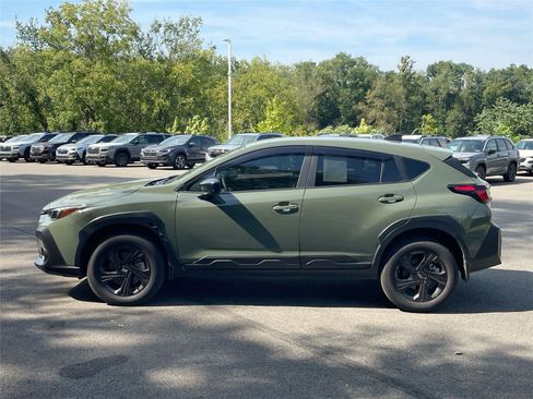 Used 2026 Subaru Crosstrek 2.5i AWD/4WD image 2