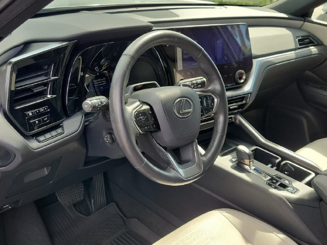 Used 2024 Lexus TX 350 FWD w/ Captains Chair Package image 8