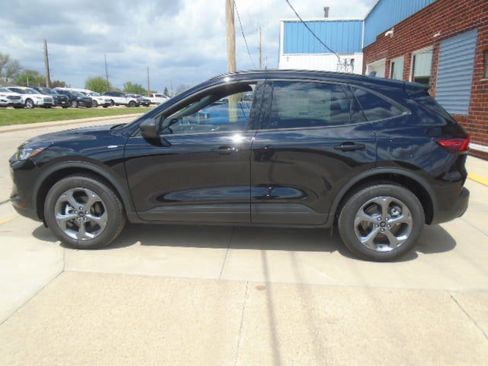 New 2026 Ford Escape ST-Line w/ Tech Pack #1 AWD/4WD image 2