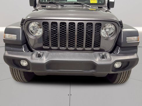 Used 2024 Jeep Wrangler Sport AWD/4WD image 26