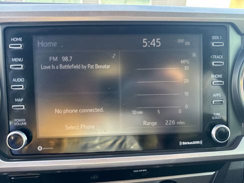 Used 2020 Toyota Tacoma SR5 image 27