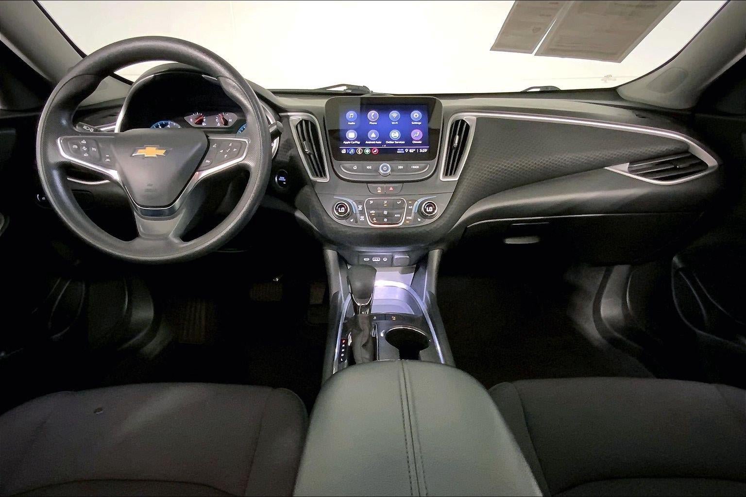 Used 2025 Chevrolet Malibu LT FWD image 15