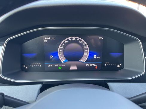 Used 2025 Volkswagen Jetta SE w/ Sunroof Package image 13