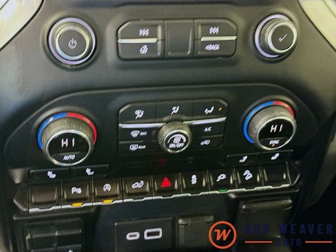 Used 2021 Chevrolet Silverado 1500 LT Trail Boss w/ LT Trail Boss Premium Package image 16